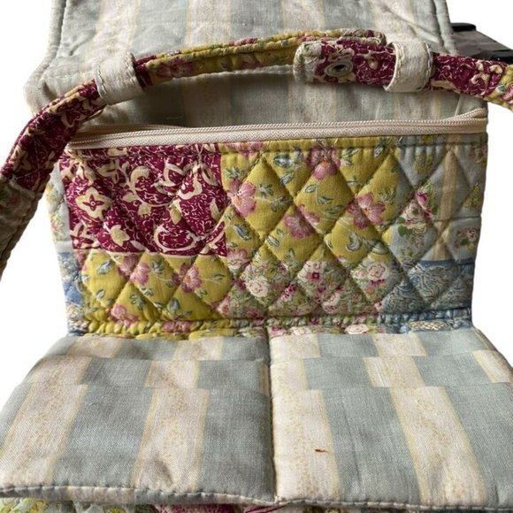 isabella's journey Crossbody Wallet Quilted Spring Floral Preowned - Picture 9 of 11